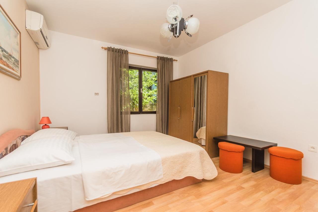 דראמליי Apartments Ivana מראה חיצוני תמונה
