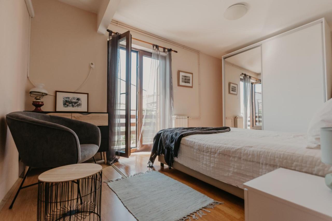 דראמליי Apartments Ivana מראה חיצוני תמונה